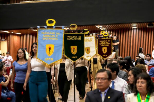 apertura año academico 1
