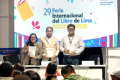 Docentes de la FAEDU presentan libro para escribir y publicar artículos científicos en el contexto de la IA